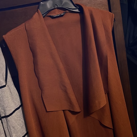 Pumpkin burnt orange flowy vest with tie - Picture 2 of 3